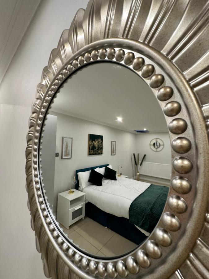 Luxury Studio Apartment Harrow on the Hill Экстерьер фото