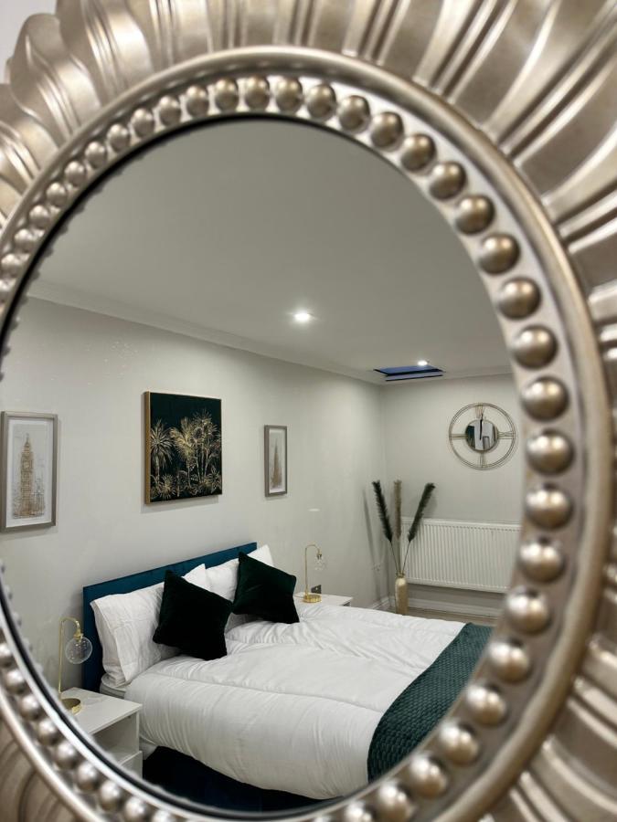 Luxury Studio Apartment Harrow on the Hill Экстерьер фото