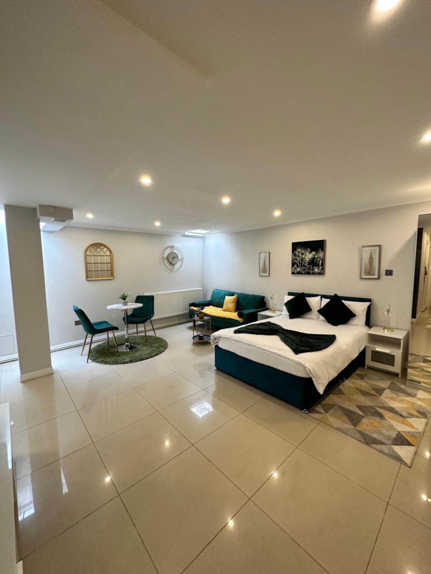 Luxury Studio Apartment Harrow on the Hill Экстерьер фото