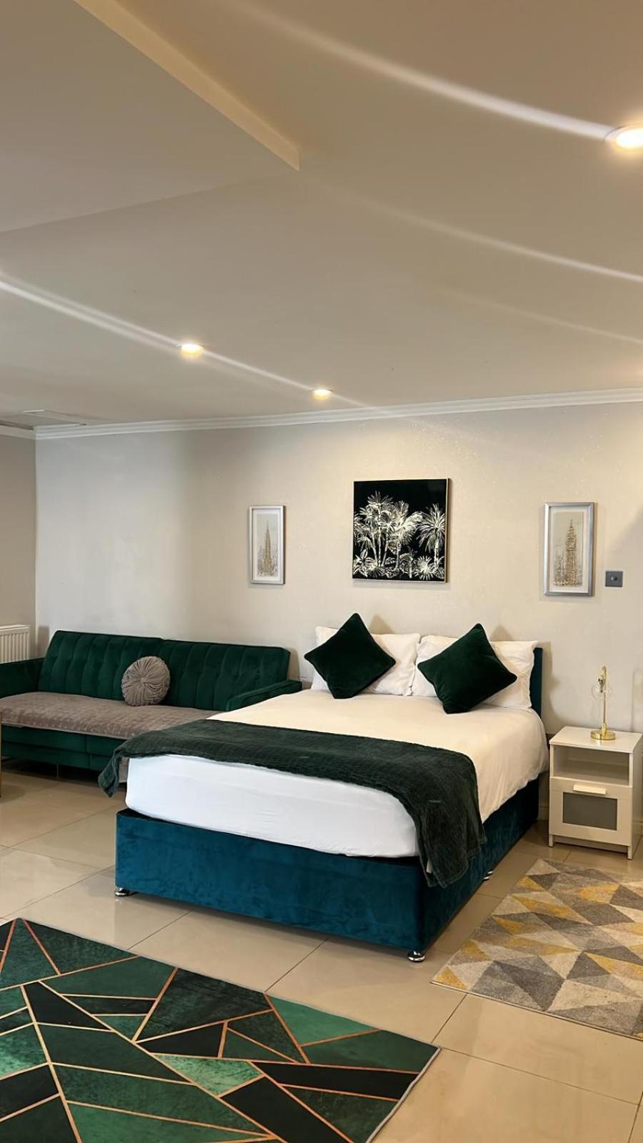 Luxury Studio Apartment Harrow on the Hill Экстерьер фото